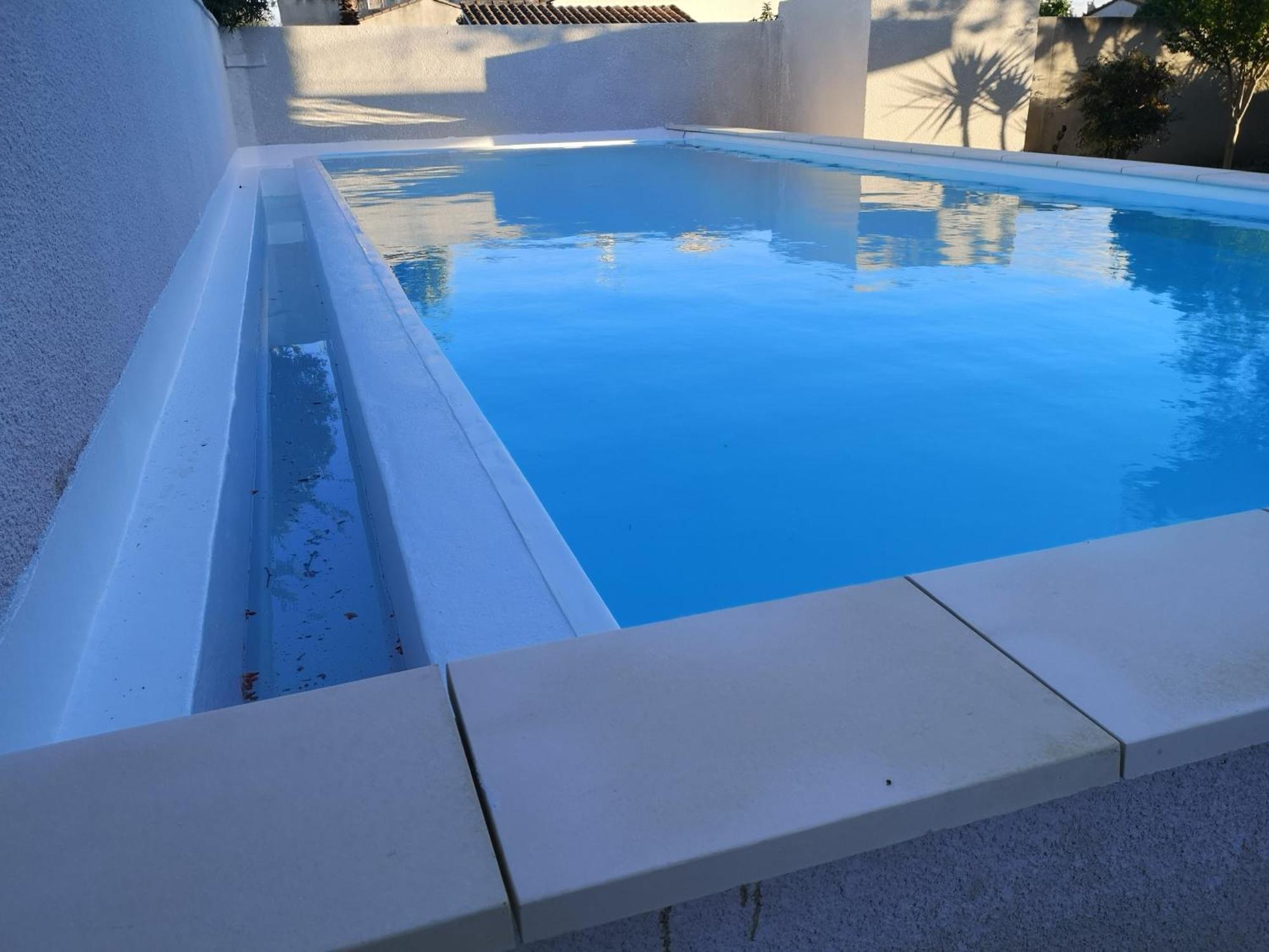Appartement Dans Villa Avec Piscine Et Jardin Marguerittes Exterior foto